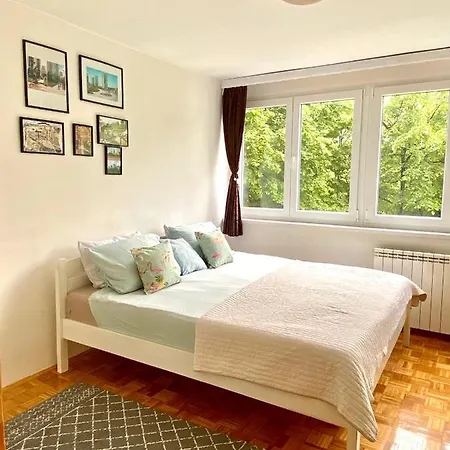 Green Apartment *